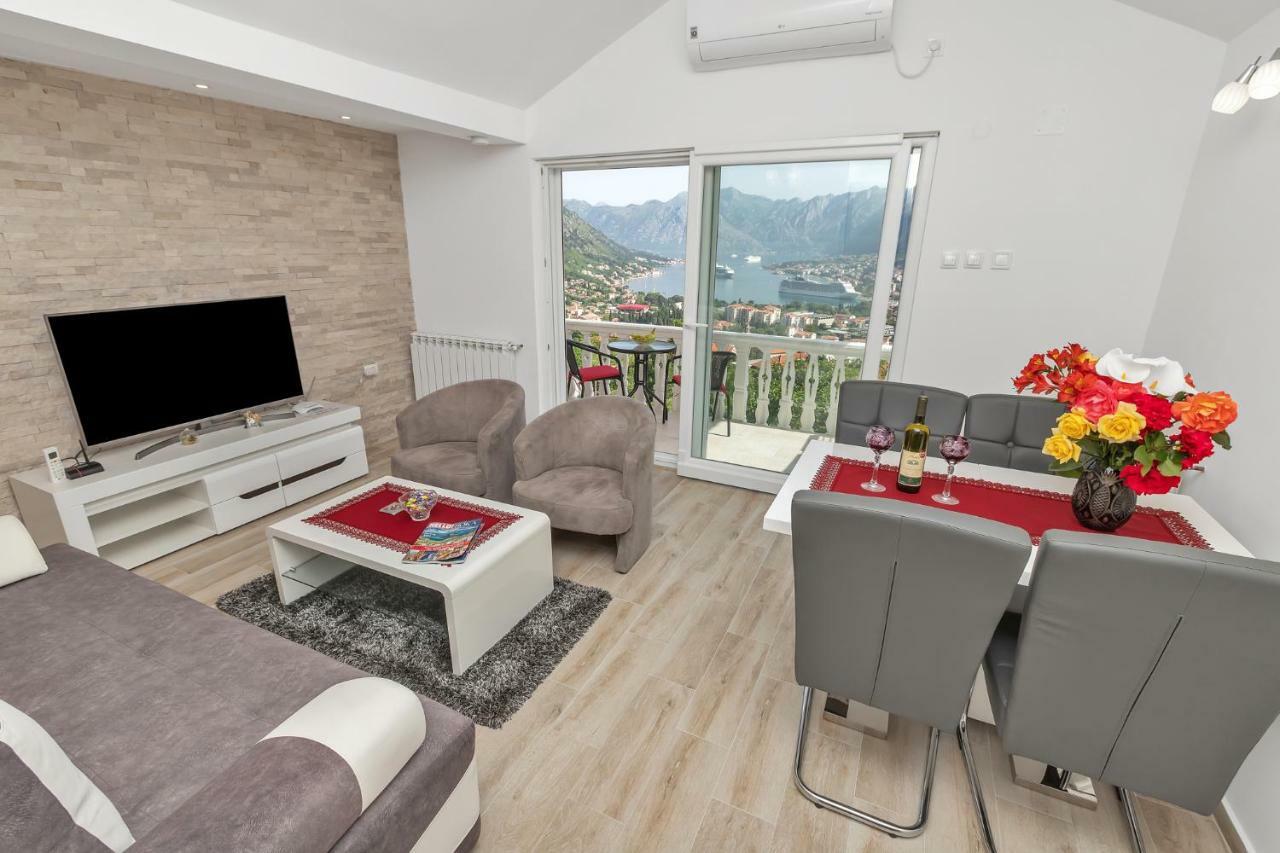 Apartment Kalle Kotor Bagian luar foto